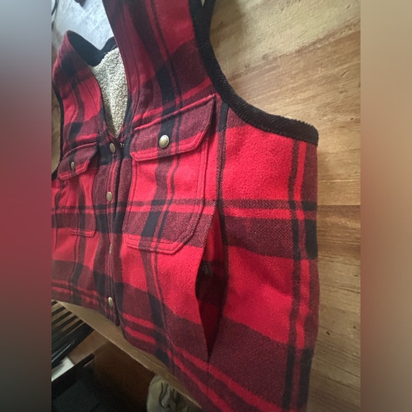 BANANA REPULIC Women’s M Reversible Wool Sherpa Buffalo Plaid Vest - Picture 5 of 9